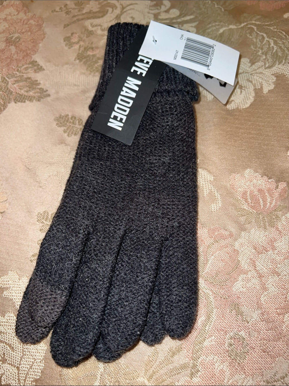 Steve Madden Black Knit Touchscreen Gloves